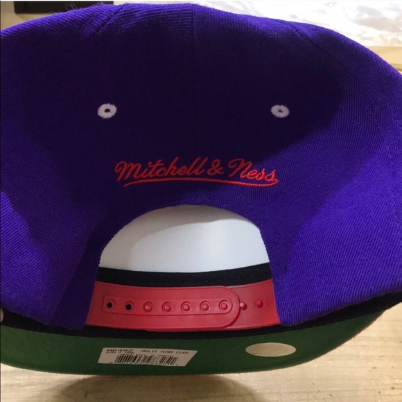 Toronto Raptors Michell & Ness SnapBack - Picture 3 of 3